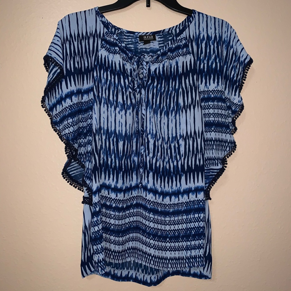 ✨💙 Ana Ruffle Blouse Size XS